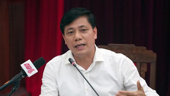 Thứ trưởng Nguyễn Ngọc Đông ủng hộ việc cấm Uber, Grab tại 11 tuyến phố Hà Nội