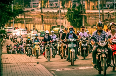 Việt Nam cán mốc 100 triệu dân: Số to đẹp và những nỗi lo lớn