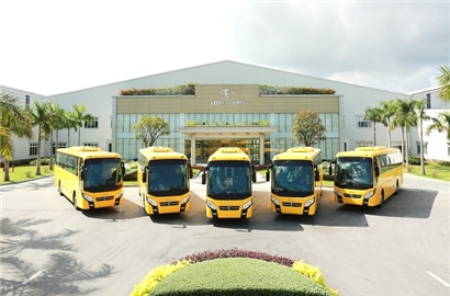 Xuất khẩu xe buýt thương hiệu Việt