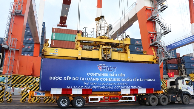 Khai trương cảng container quốc tế Hải Phòng
