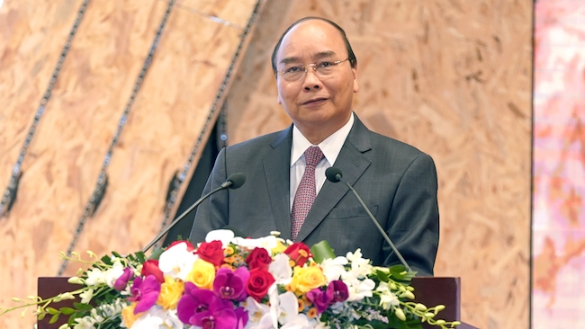 Thủ tướng: Việt Nam thiếu cả thầy chứ không chỉ thừa thầy, thiếu thợ