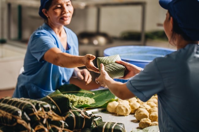 Nữ chủ nhân của những chiếc bánh chưng đắt nhất Việt Nam