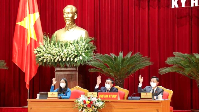 HĐND tỉnh Quảng Ninh thông qua 27 nghị quyết
