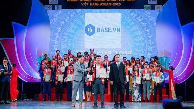 Base Enterprise đạt giải thưởng Doanh nghiệp tiêu biểu ASEAN 2020