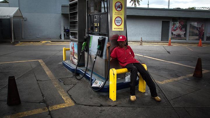 Venezuela có thể khiến cung dầu giảm trầm trọng