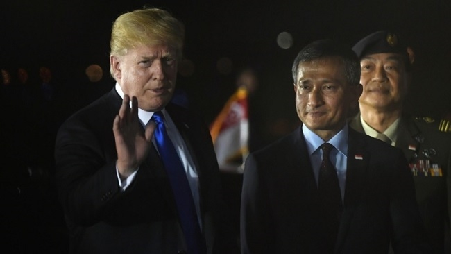 Sự xuất hiện của ông Donald Trump và ông Kim Jong Un trước cuộc gặp mặt lịch sử