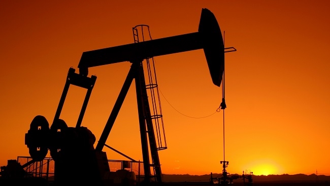 Giá dầu tăng cao sau khi Mỹ kêu gọi đồng minh không nhập khẩu dầu Iran