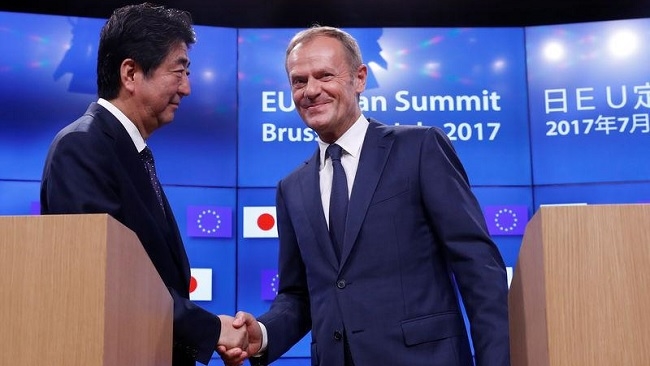 EU 'nắm tay' Nhật Bản đi ngược lại chiến tranh thương mại