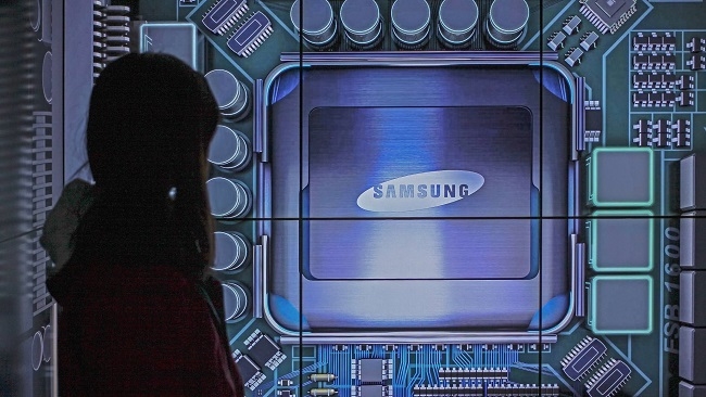 Samsung dự trữ linh kiện vì lo ngại căng thẳng Nhật - Hàn