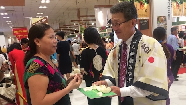 Hàng Nhật “đổ bộ” vào cửa hàng tiện lợi Việt