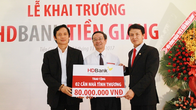 Khai trương chi nhánh mới, HDBank đạt 240 điểm giao dịch trên toàn quốc