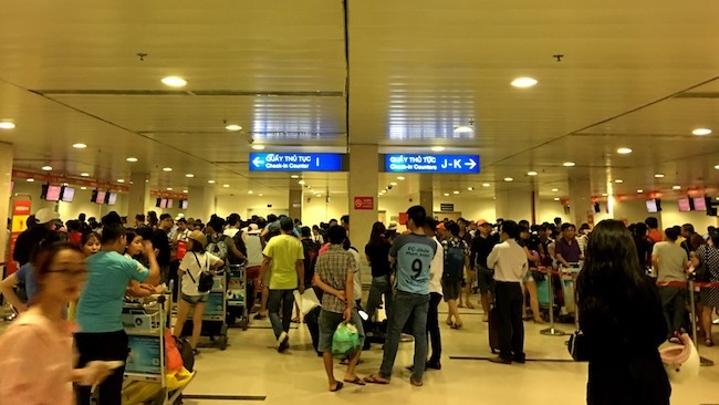 Sân bay Tân Sơn Nhất đứng chót về dịch vụ