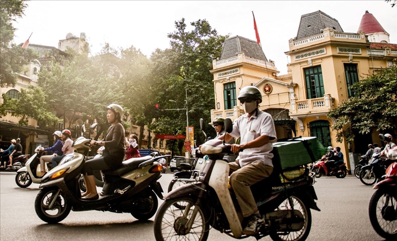 Rủi ro vay nợ của Việt Nam khi trở thành 'con hổ kinh tế mới' ở Châu Á