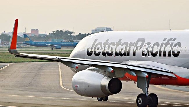 'Quả tạ' Jetstar Pacific khiến Vietnam Airlines không thể bay cao?