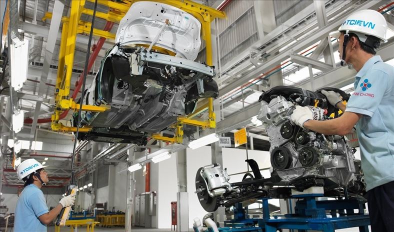 Đề xuất giảm thuế nhập khẩu linh kiện ô tô từ năm 2018 – 2022