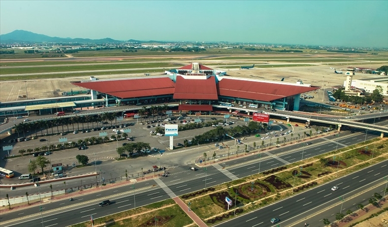 Phó thủ tướng yêu cầu lập phương án mở rộng Sân bay Nội Bài lên 100 triệu khách/năm