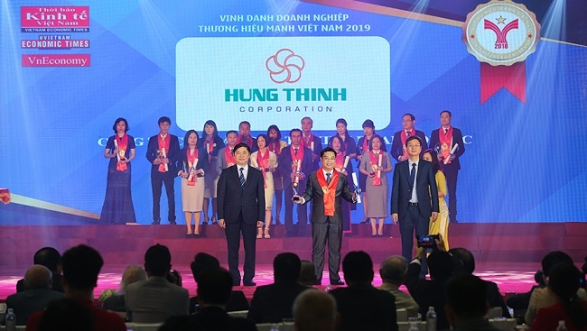 Hung Thinh Corp nhận giải 'Thương hiệu mạnh Việt Nam'