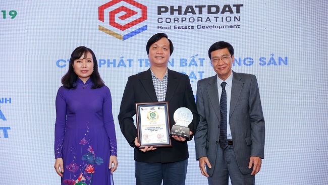 Phát Đạt nhận 'cú đúp' giải thưởng về hoạt động quan hệ nhà đầu tư 2019