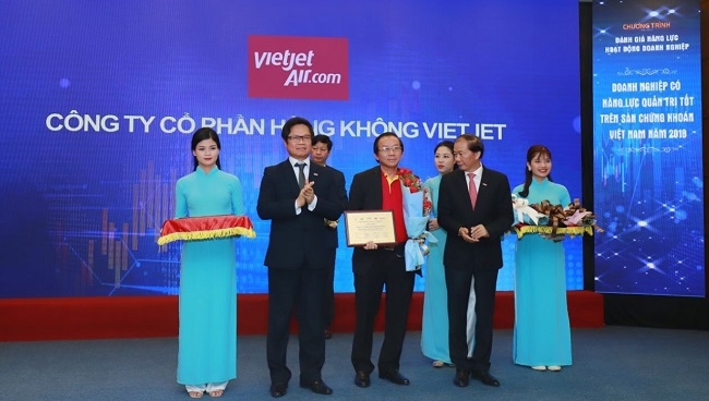 Vietjet được vinh danh có năng lực tài chính, quản trị tốt nhất sàn chứng khoán Việt