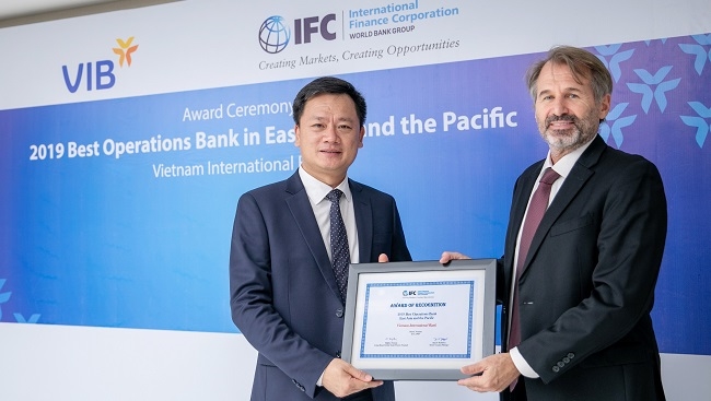 VIB nhận giải từ IFC về nghiệp vụ tài trợ thương mại tốt nhất khu vực