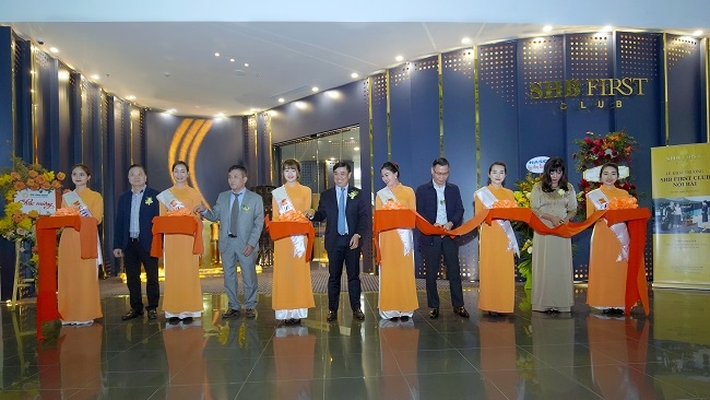 SHB First Club Nội Bài - phòng chờ sân bay mạ vàng 24K đầu tiên ra mắt