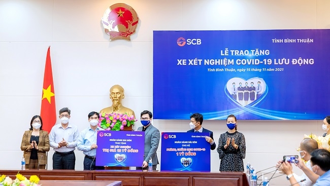 SCB tặng Bình Thuận xe xét nghiệm lưu động