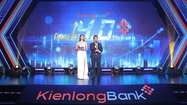 'Bữa tiệc nghệ thuật' mãn nhãn kỷ niệm tuổi 26 của KienlongBank