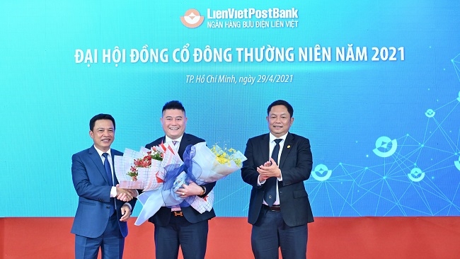Bầu Thụy làm Phó chủ tịch Hội đồng quản trị LienVietPostBank
