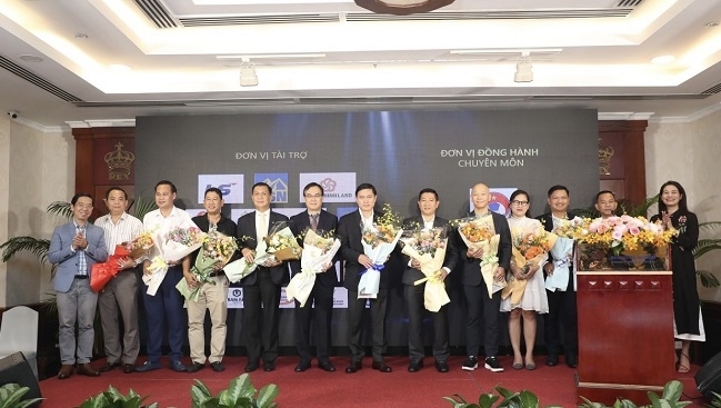 FE Credit tiếp tục đồng hành cùng Giải thưởng Quả bóng vàng Việt Nam 2022