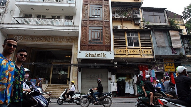 Chuyển vụ Khaisilk bán khăn lụa Trung Quốc sang cơ quan điều tra