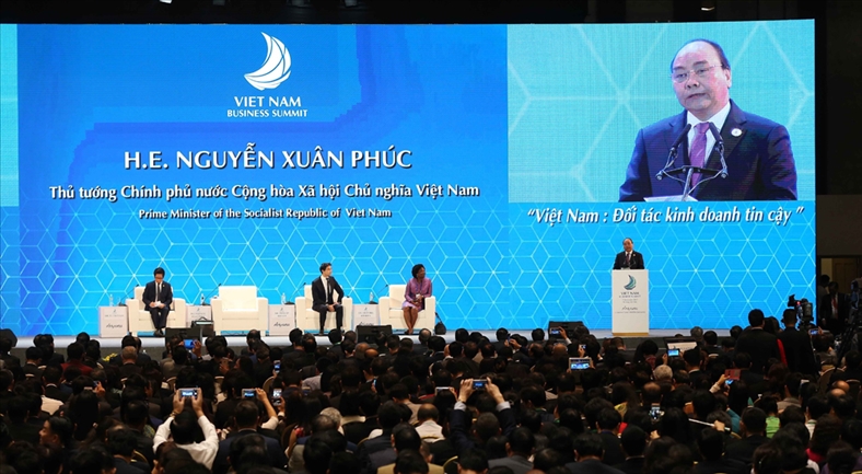 Thủ tướng khẳng định với APEC: Việt Nam sẽ có 1 triệu doanh nghiệp vào năm 2020