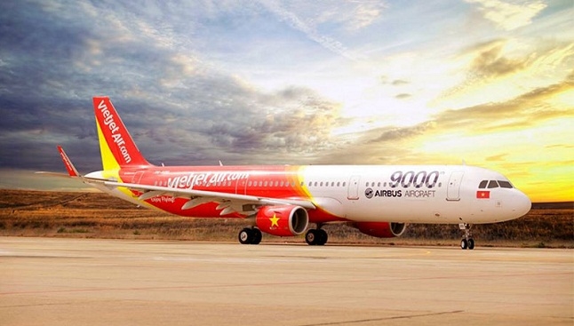 Cách nào để Vietjet Air bán vé rẻ hơn Vietnam Airlines?