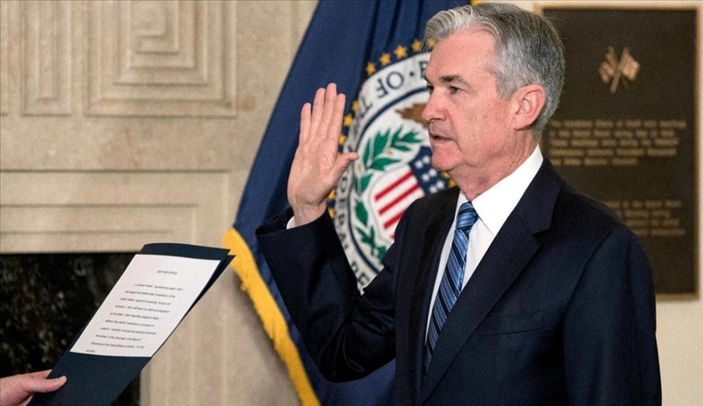 Chủ tịch mới của Fed nhậm chức giữa lúc thị trường chứng khoán lao đao