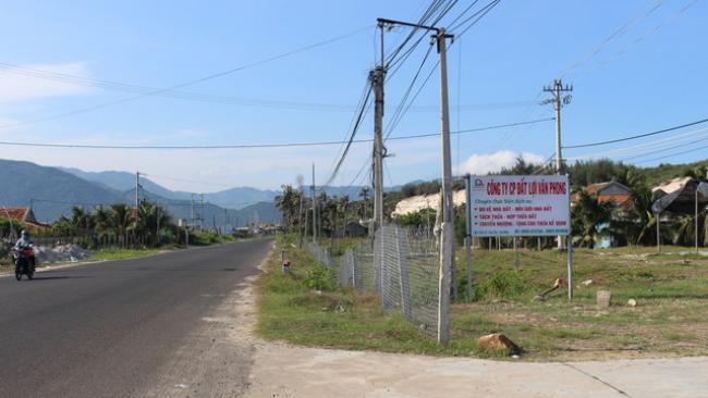 Loại đất đai nào bị tạm dừng giao dịch tại đặc khu Bắc Vân Phong?