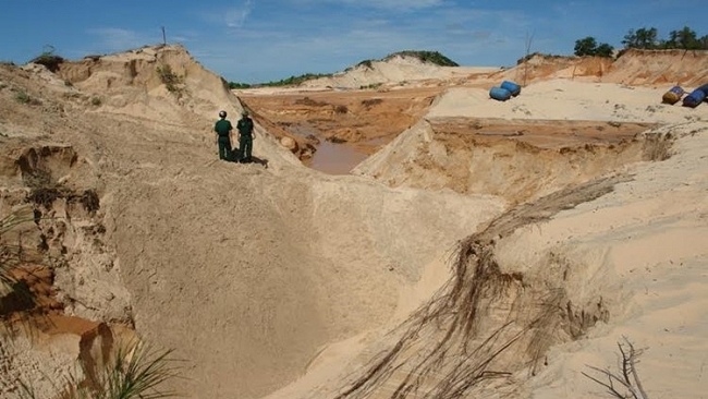 Bộ trưởng Trần Hồng Hà: Khai thác titan tại Bình Thuận không gây ô nhiễm nước ngầm?