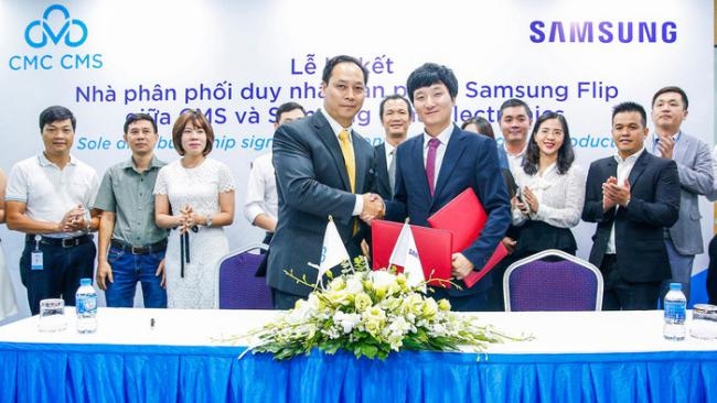 CMS là nhà phân phối duy nhất bảng tương tác Samsung Flip tại Việt Nam