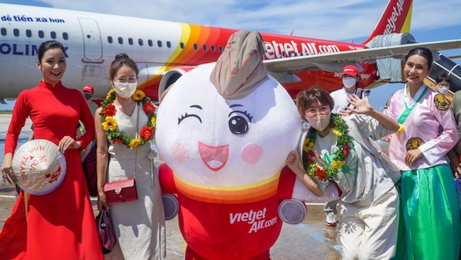 Vietjet mở lại đường bay kết nối Hàn Quốc với nhiều thành phố biển Việt Nam