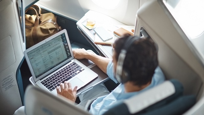Cathay Pacific sẽ kết nối Wifi trên tất cả máy bay thân rộng từ giữa năm 2018