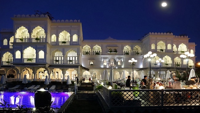 Chloe Hospitality đầu tư vận hành lâu đài Tajmasago và nhà hàng Cham Charm của Khaisilk