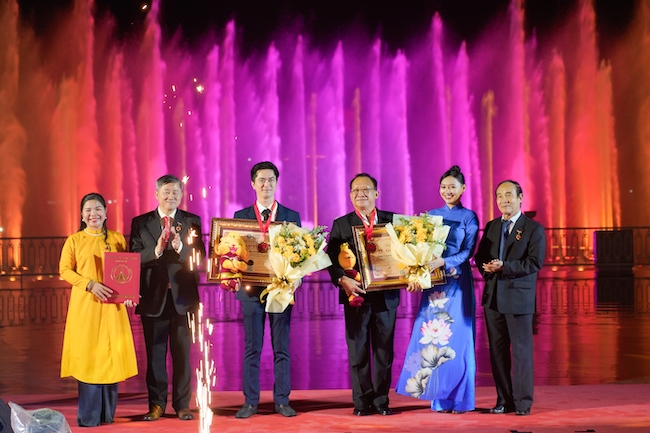 Van Phuc Group khánh thành nhạc nước và xác lập 2 kỷ lục Việt Nam 1