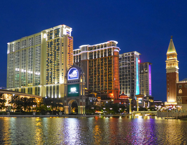 Việt Nam có đại diện đầu tiên lọt nhóm 10 khách sạn lớn nhất châu Á 1