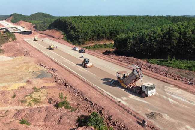 Đột phá về hạ tầng hút nhà đầu tư đến Quảng Ninh