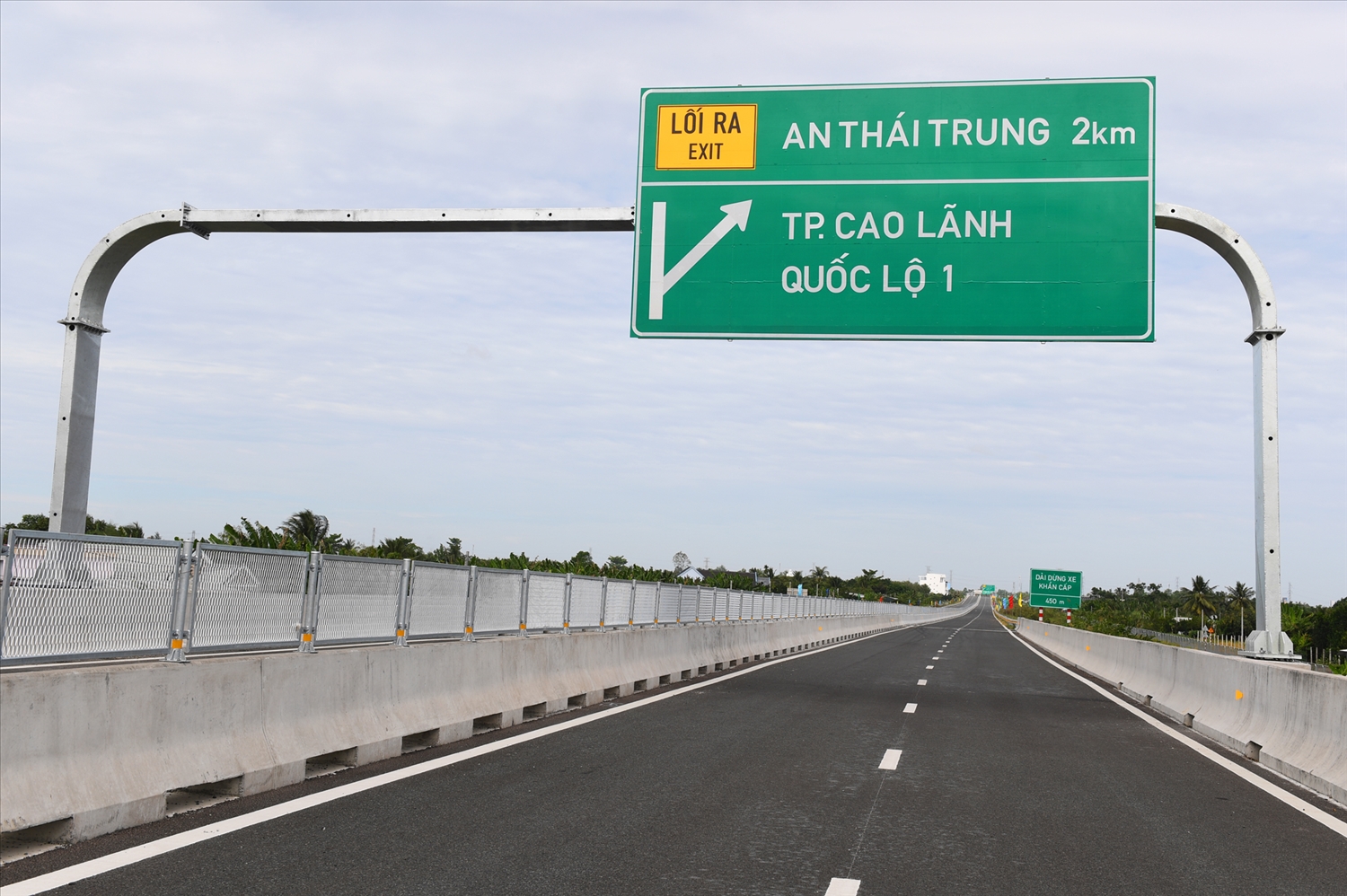 Cận cảnh cầu Mỹ Thuận 2 và cao tốc Cần Thơ - Mỹ Thuận trước ngày khánh thành. 3