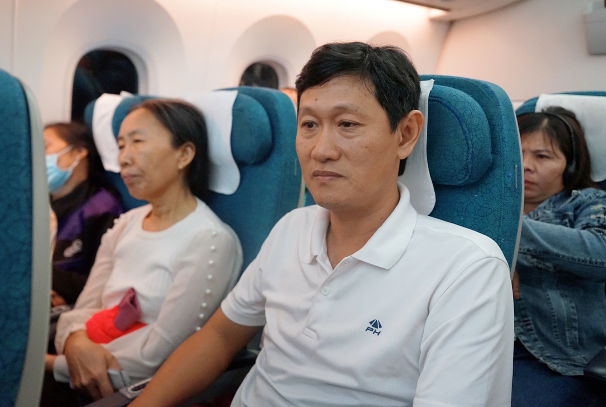 Vietnam Airlines đưa người lao động phương nam về đoàn tụ bên gia đình dịp Tết Giáp Thìn 2024 2