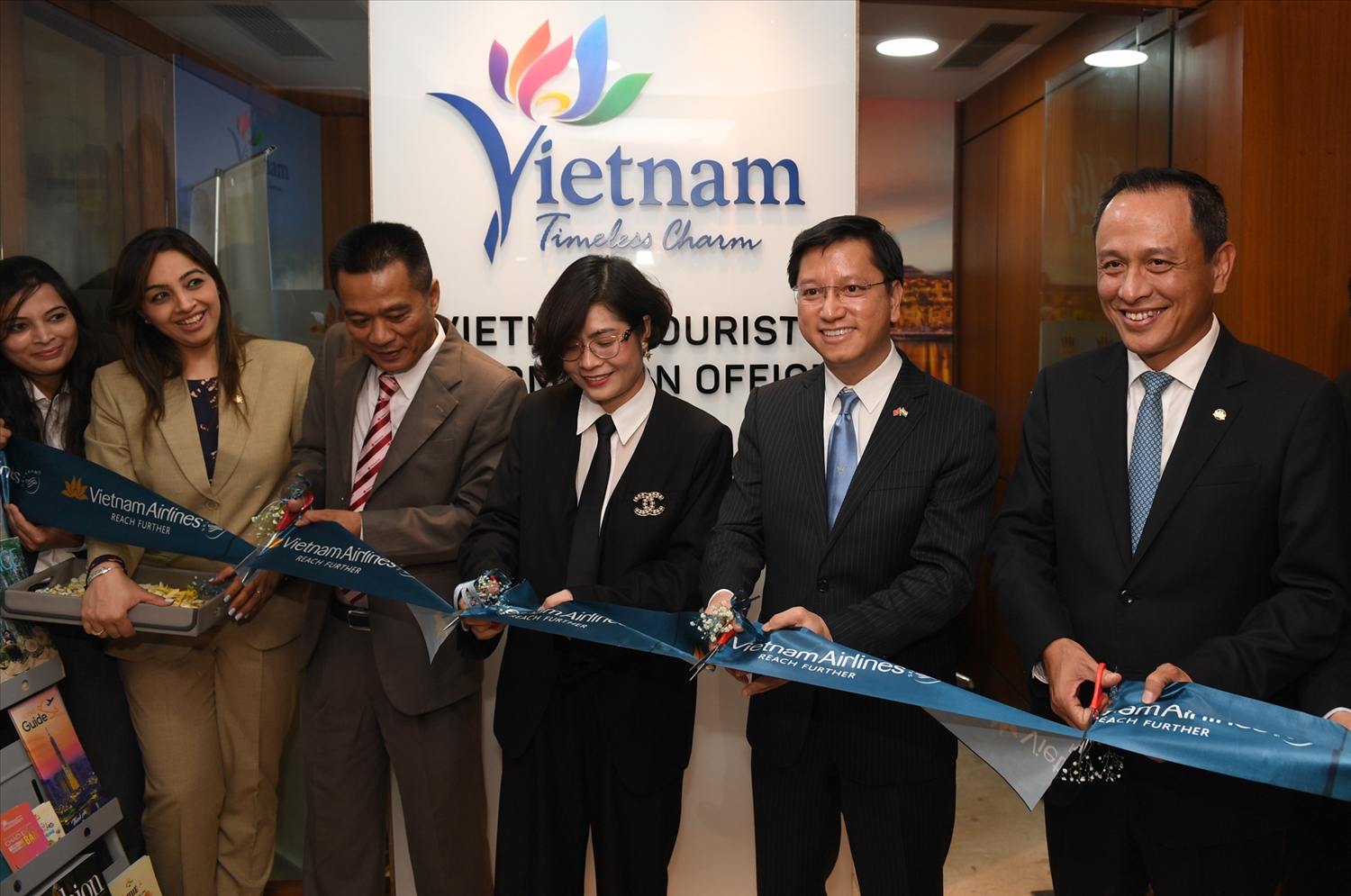 Đưa tàu bay thân rộng vào khai thác đường bay Ấn Độ, thúc đẩy khách du lịch tới Việt Nam. 