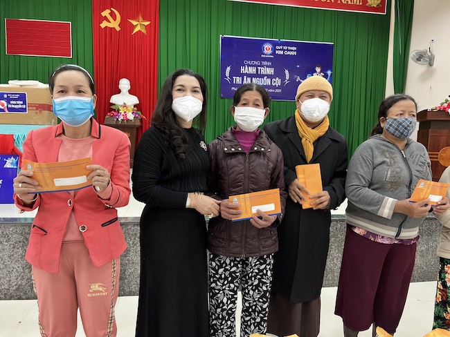 Quỹ từ thiện Kim Oanh tiếp tục hỗ trợ Thừa Thiên Huế chống dịch Covid-19 2