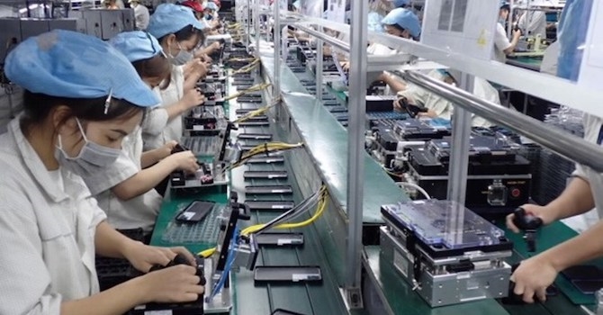 Doanh nghiệp điện tử Việt Nam đang ở đáy 'đường cong nụ cười' 1