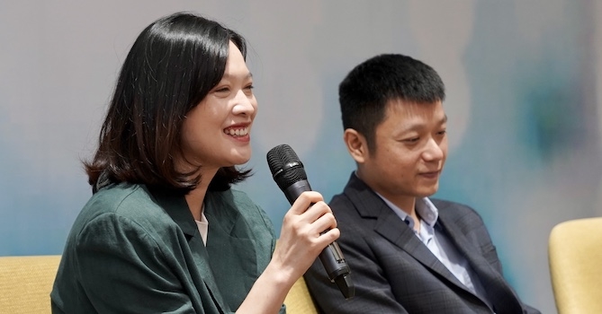 Hoa Linh, Thái Minh đi tìm tính bền vững ngành dược phẩm 1