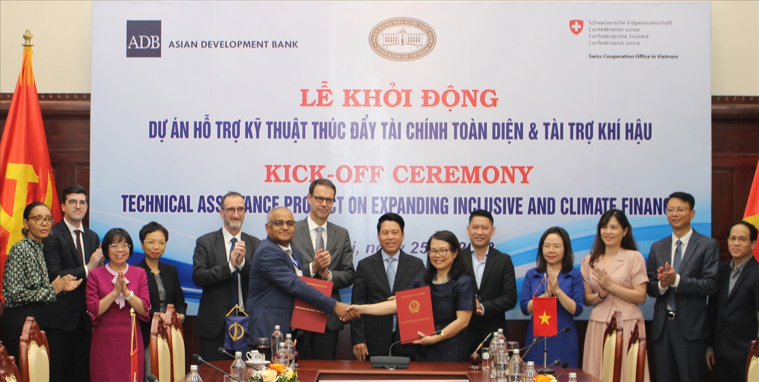 Việt Nam nhận tài trợ 5 triệu USD thúc đẩy ngân hàng số