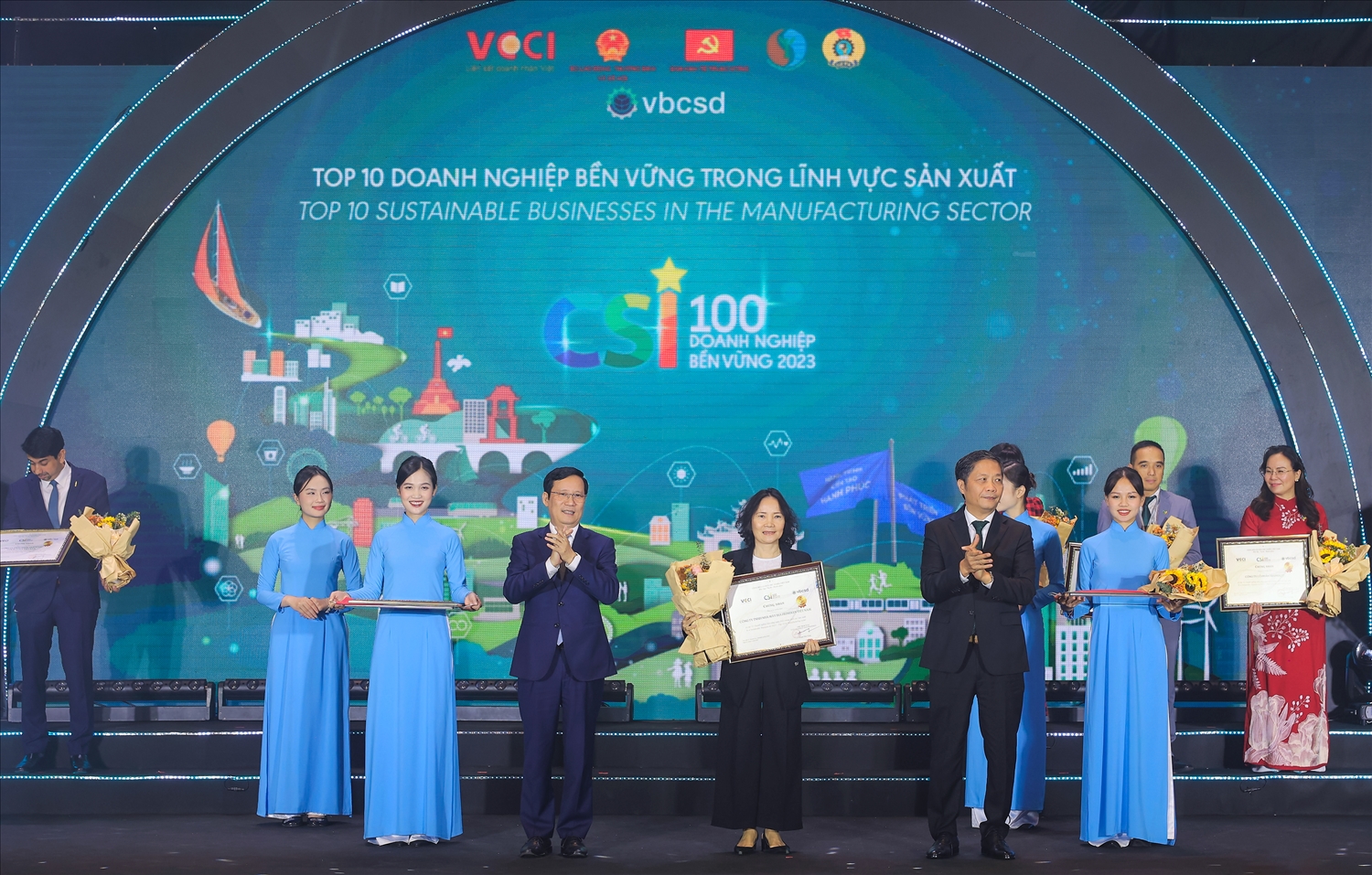 HEINEKEN Việt Nam tiếp tục ghi danh tốp ba doanh nghiệp phát triển bền vững nhất